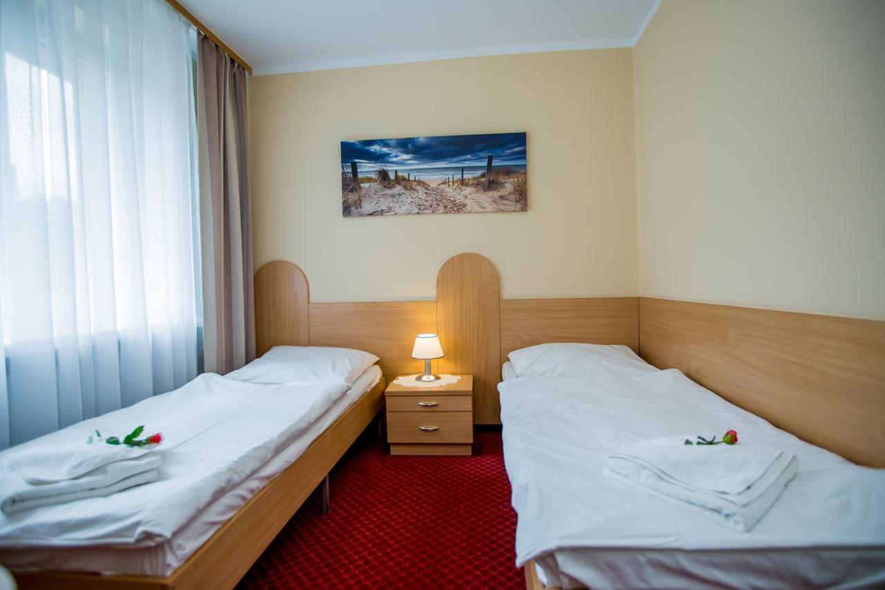 Osrodek Wypoczynkowy "Sobotka" Hotel Świnoujście Buitenkant foto